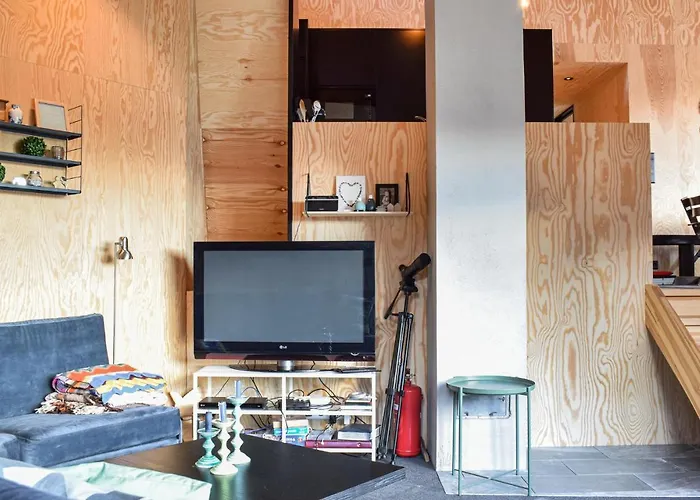 4 Bedroom Gorgeous In