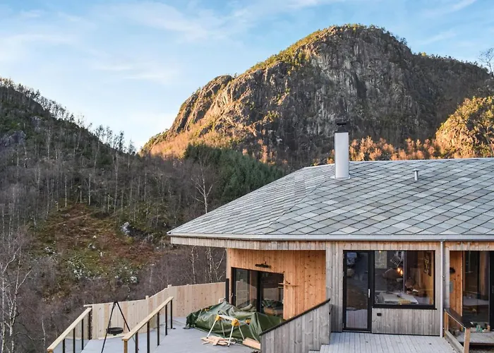 Holiday home 4 Bedroom Gorgeous In *